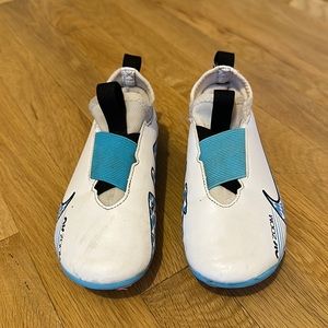Nike Soccer Cleats - Kids Size 12.5